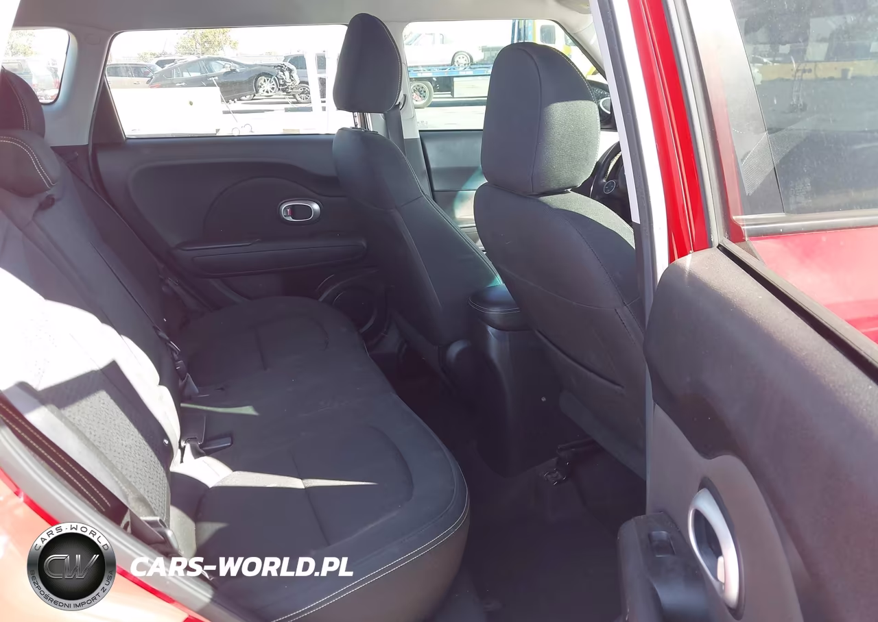 2016 Kia Soul + VIN:KNDJP3A57G7304424 - 8