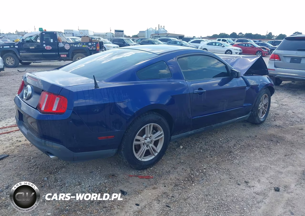 2012 Ford Mustang V6 VIN:1ZVBP8AM5C5280748 - 4