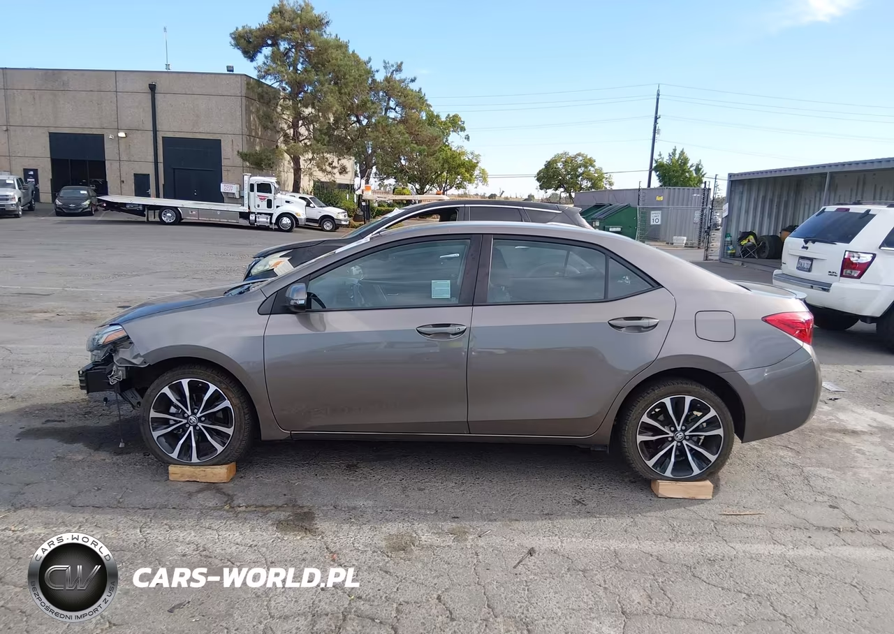 2017 Toyota Corolla Se VIN:5YFBURHE8HP636622 - 15
