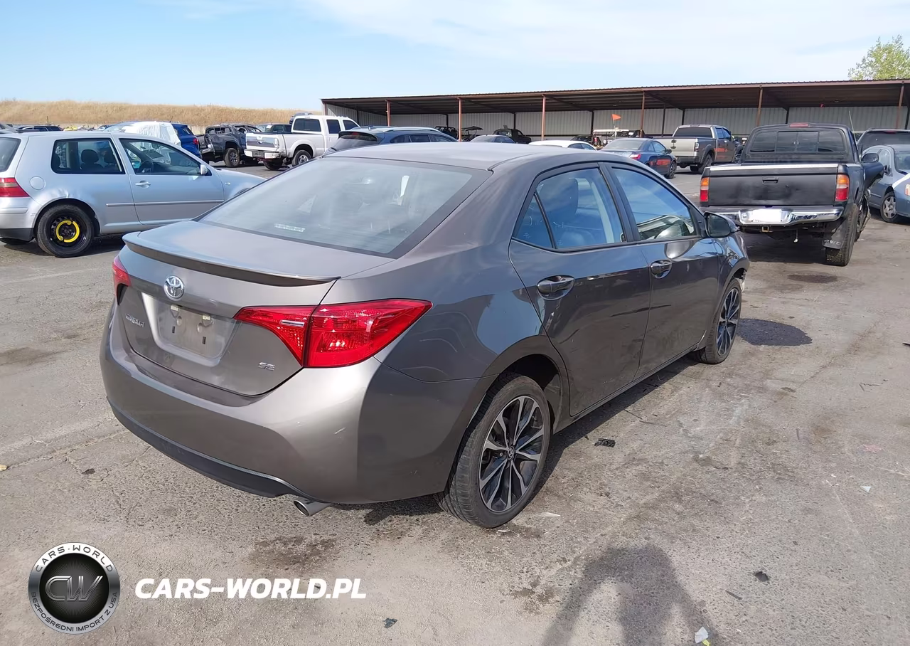 2017 Toyota Corolla Se VIN:5YFBURHE8HP636622 - 4