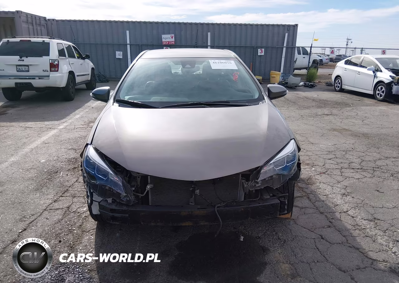 2017 Toyota Corolla Se VIN:5YFBURHE8HP636622 - 6