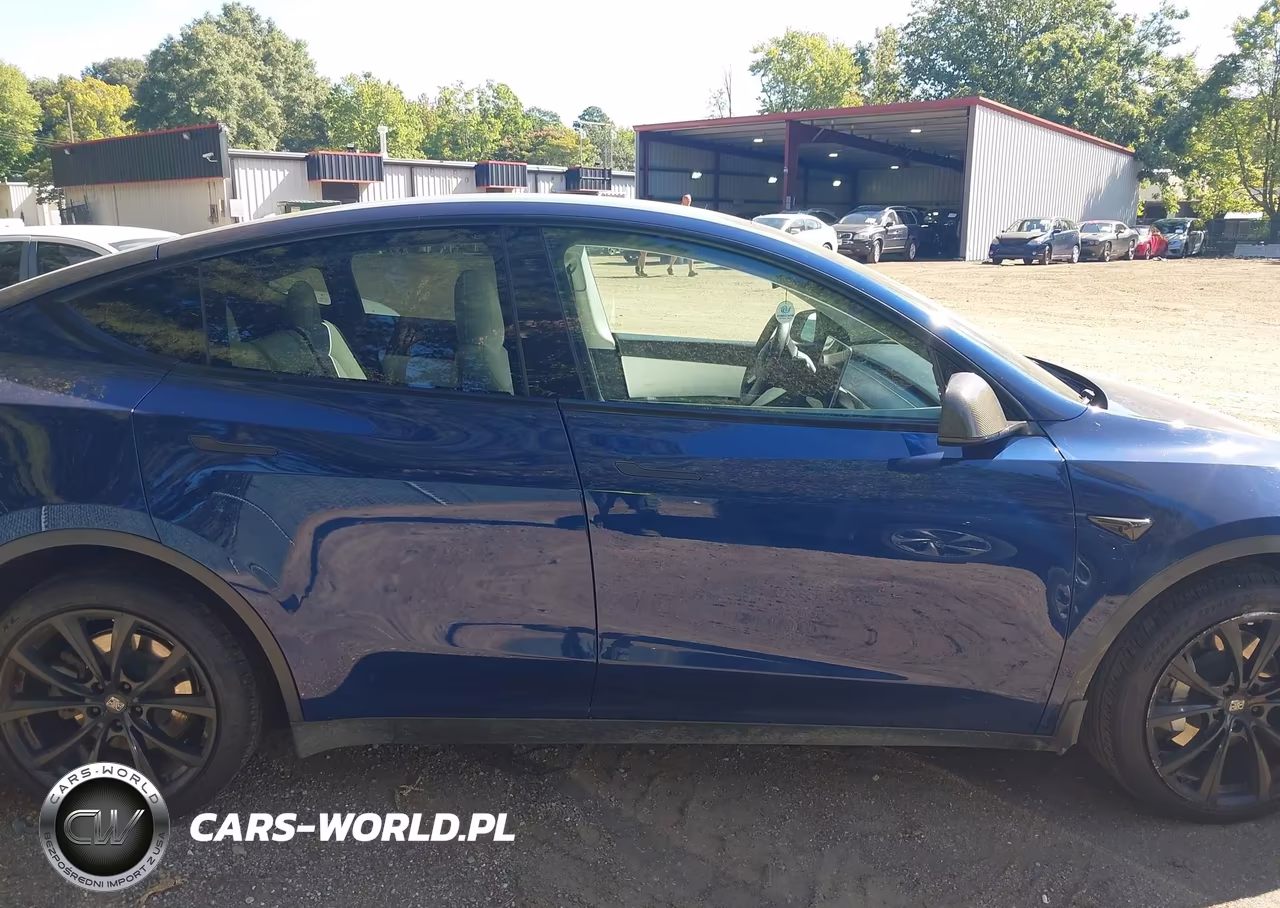 2022 Tesla Model Y Long Range Dual Motor All-Wheel Drive VIN:7SAYGDEE6NF418567 - 13