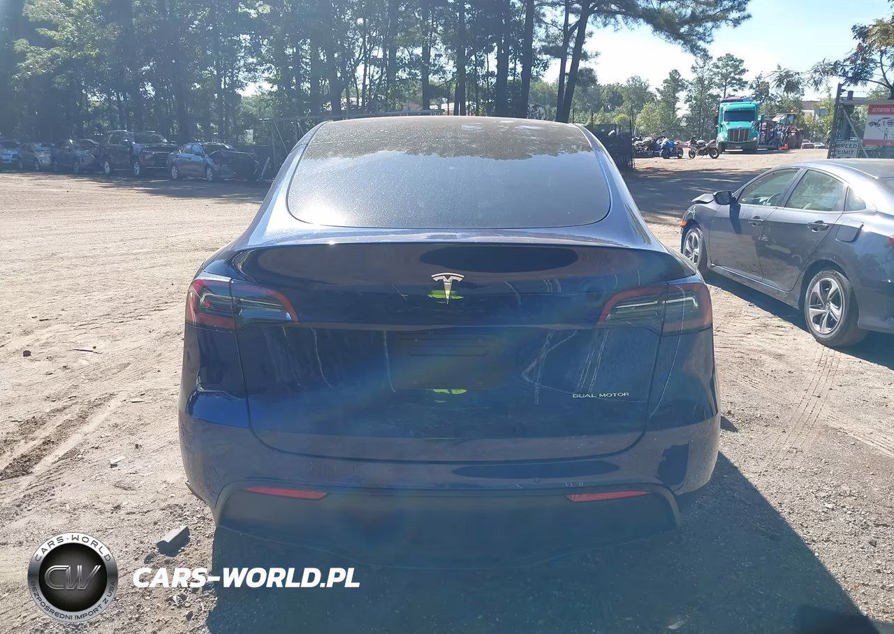 2022 Tesla Model Y Long Range Dual Motor All-Wheel Drive VIN:7SAYGDEE6NF418567 - 16