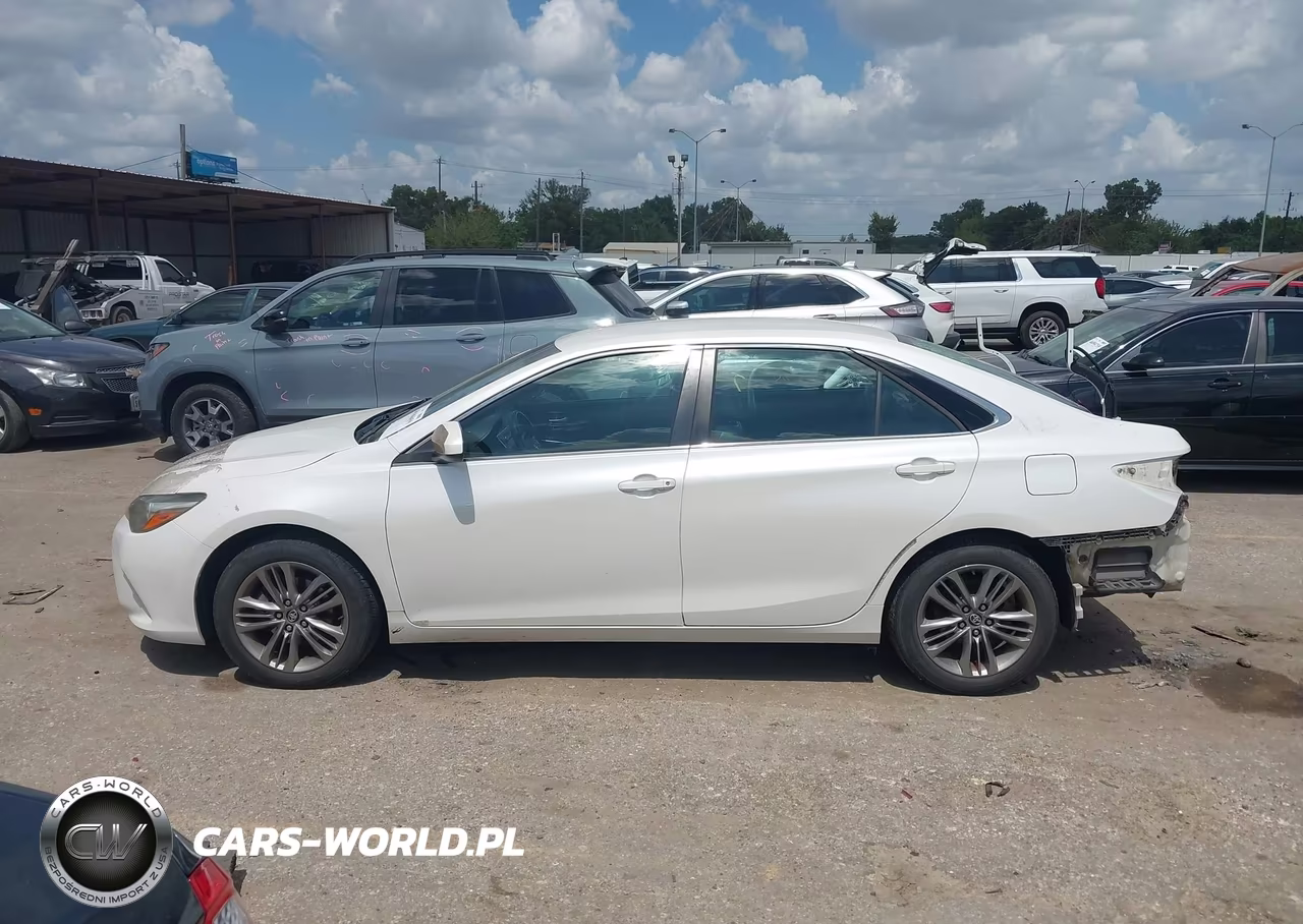 2017 Toyota Camry Se VIN:4T1BF1FKXHU397786 - 14