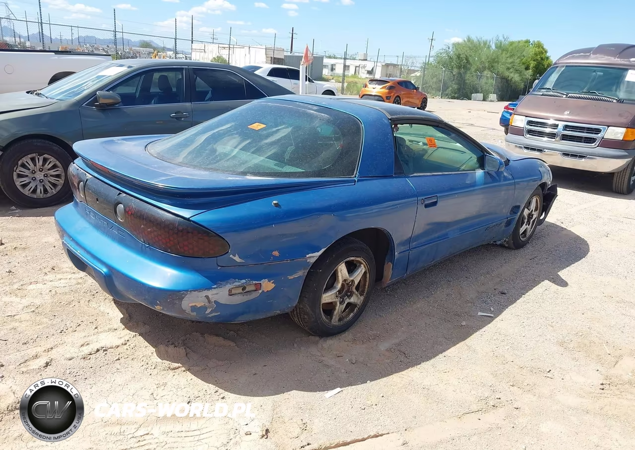 1999 Pontiac Firebird VIN:2G2FS22K0X2211596 - 4