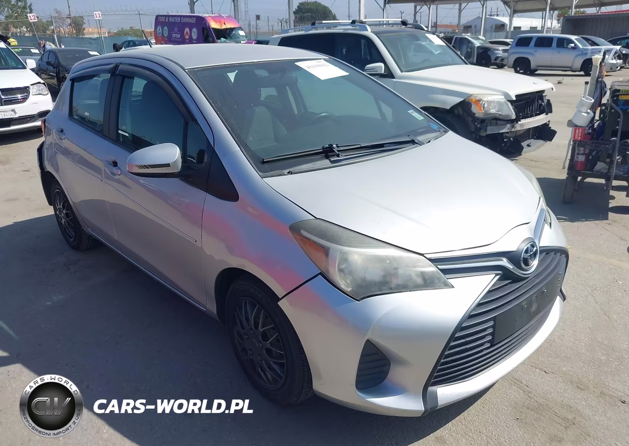 2015 Toyota Yaris L