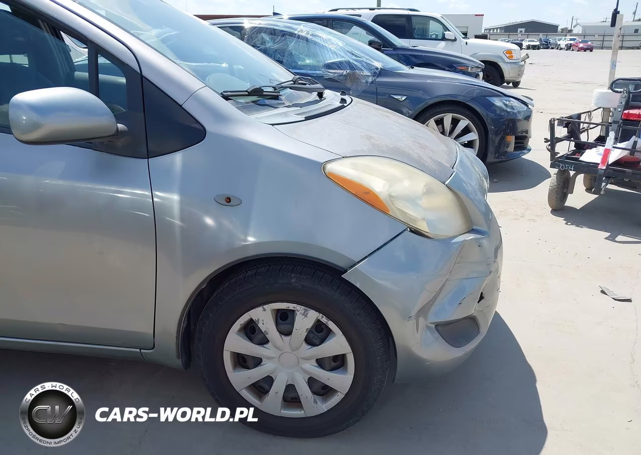 2010 Toyota Yaris VIN:JTDJT4K32A5287145 - 12
