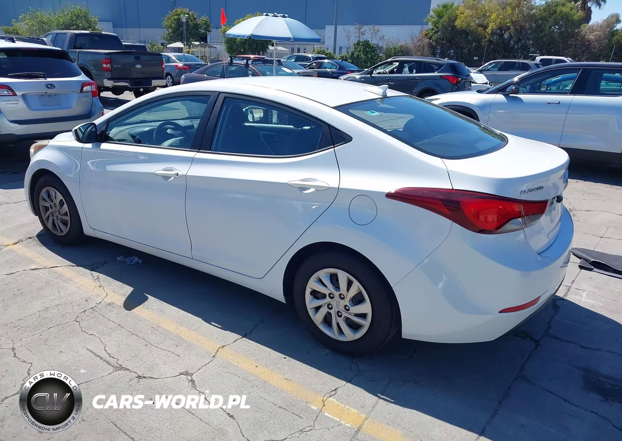 2016 Hyundai Elantra Se VIN:5NPDH4AE4GH728428 - 3