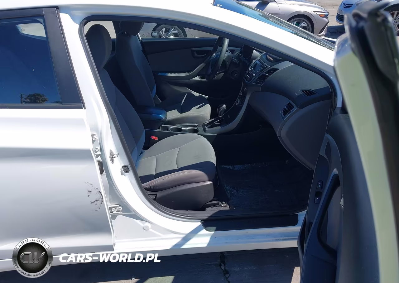 2016 Hyundai Elantra Se VIN:5NPDH4AE4GH728428 - 5