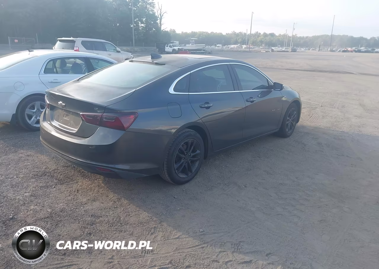 2018 Chevrolet Malibu Lt VIN:1G1ZD5ST1JF147340 - 4