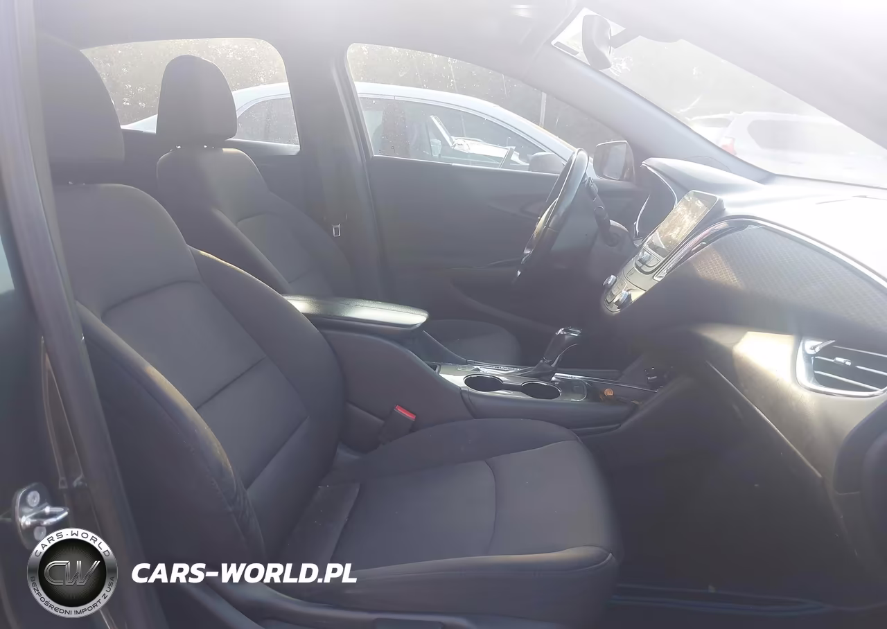 2018 Chevrolet Malibu Lt VIN:1G1ZD5ST1JF147340 - 5
