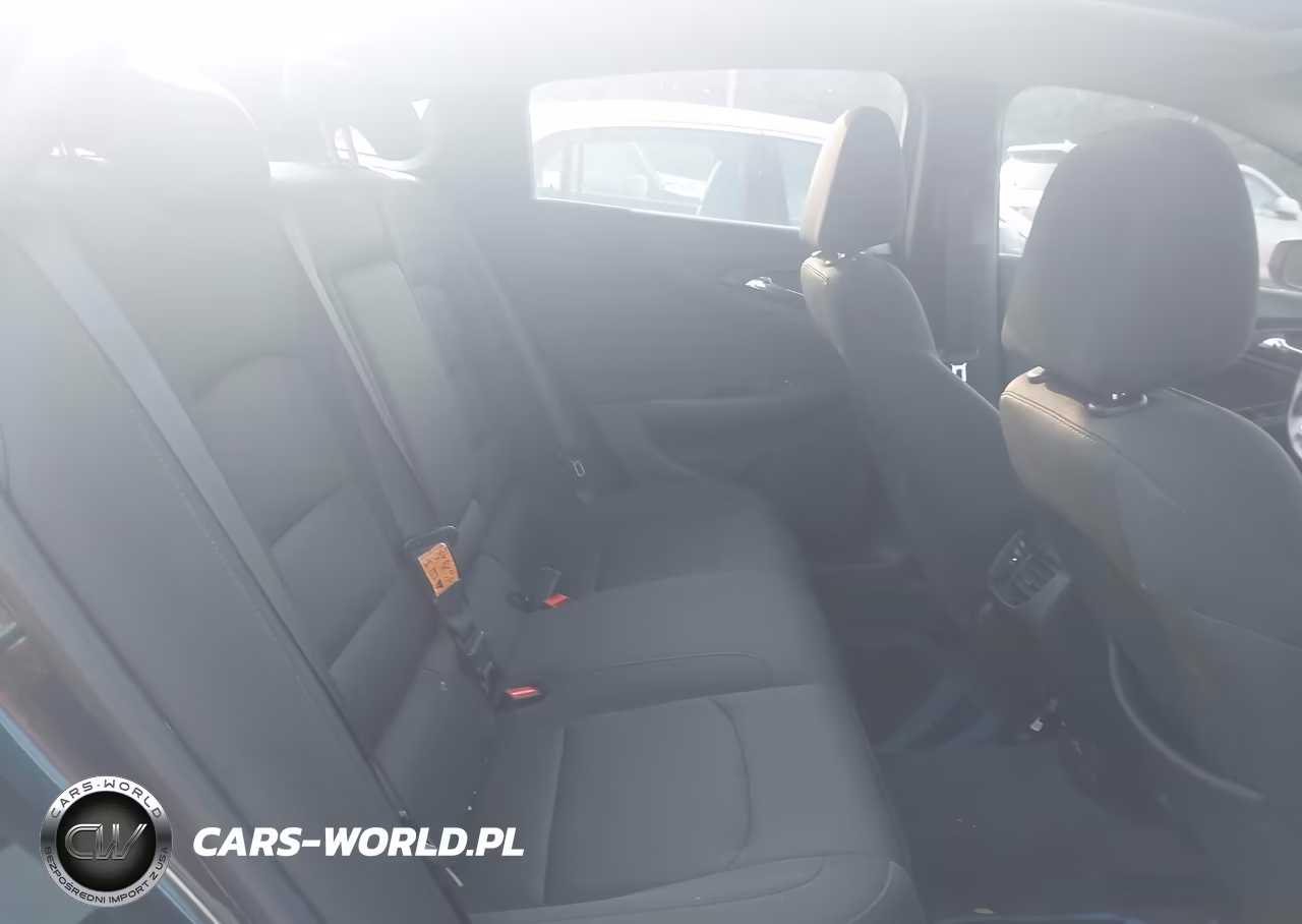 2018 Chevrolet Malibu Lt VIN:1G1ZD5ST1JF147340 - 8