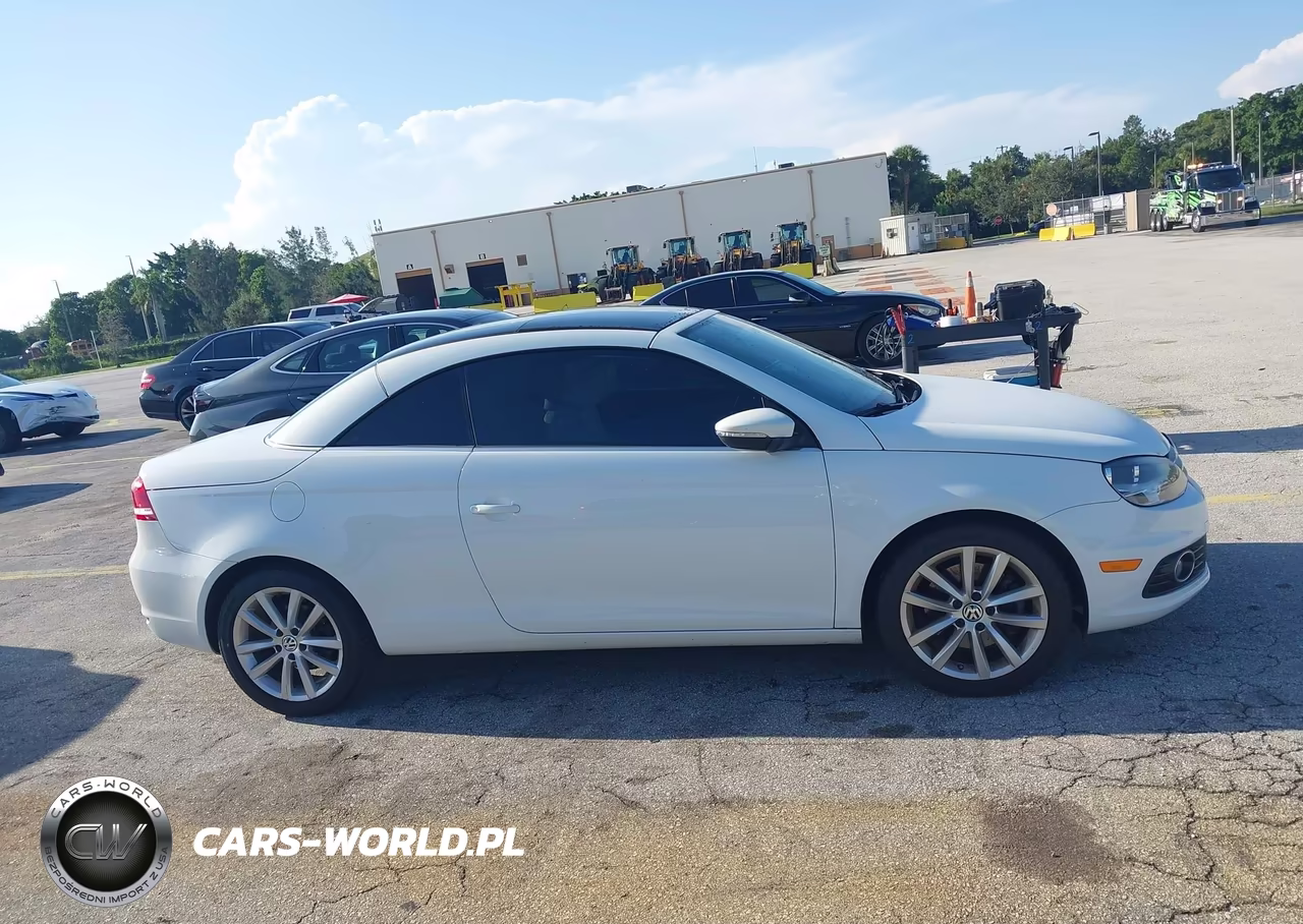 2015 Volkswagen Eos Komfort VIN:WVWBW8AH9FV001055 - 13