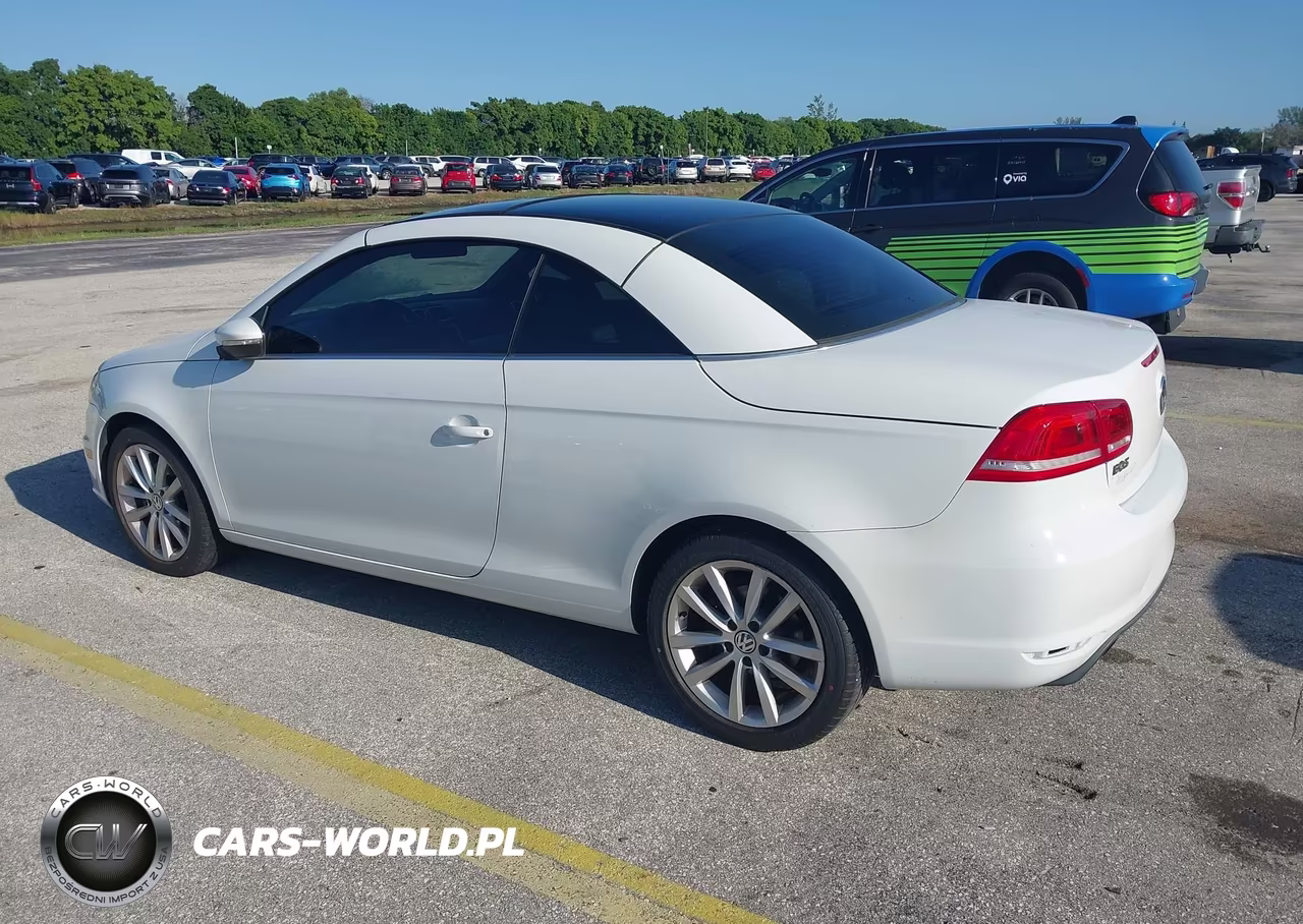 2015 Volkswagen Eos Komfort VIN:WVWBW8AH9FV001055 - 3