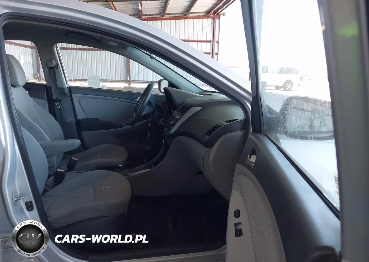 2013 Hyundai Accent Gls VIN:KMHCT4AE3DU537977 - 5