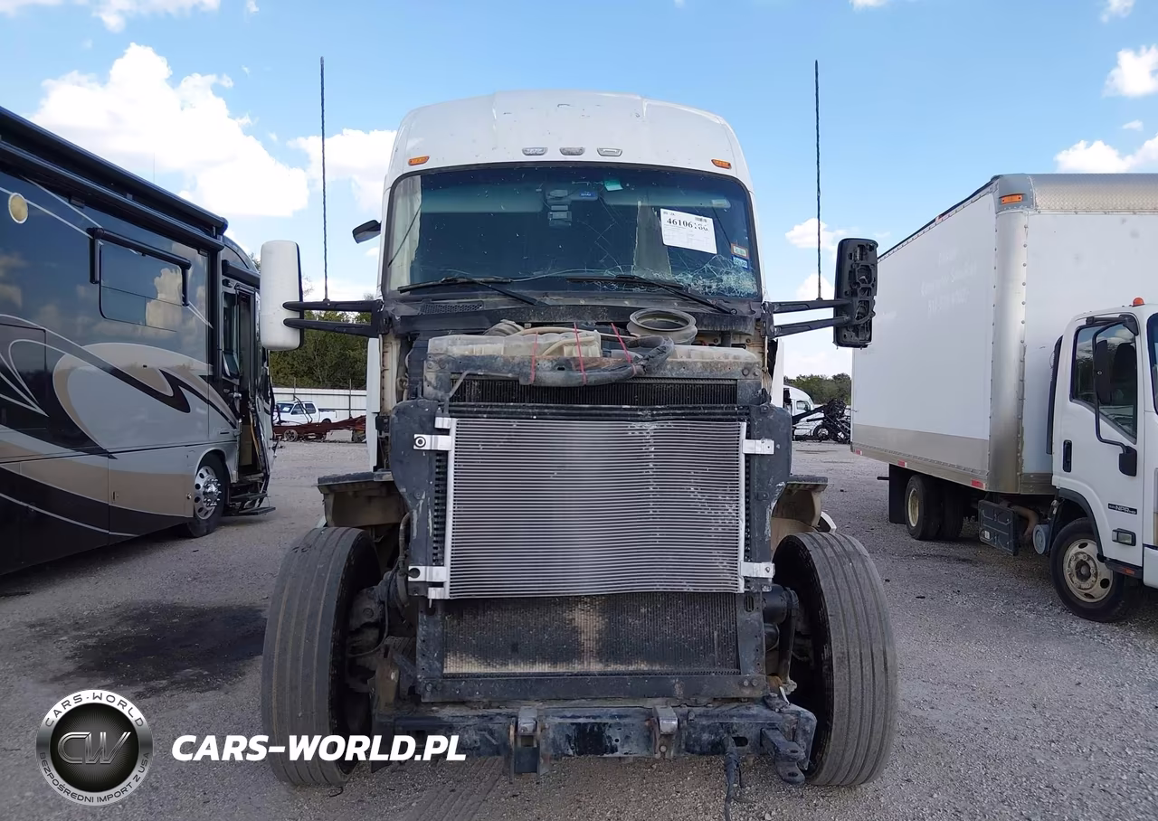 2019 Kenworth T680 VIN:1XKYD49X0KJ312240 - 11