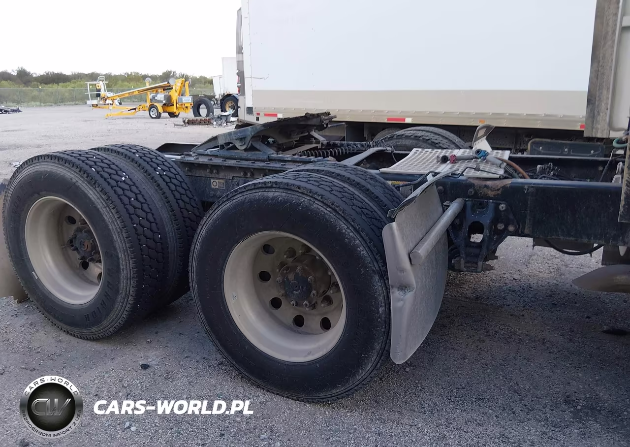2019 Kenworth T680 VIN:1XKYD49X0KJ312240 - 18