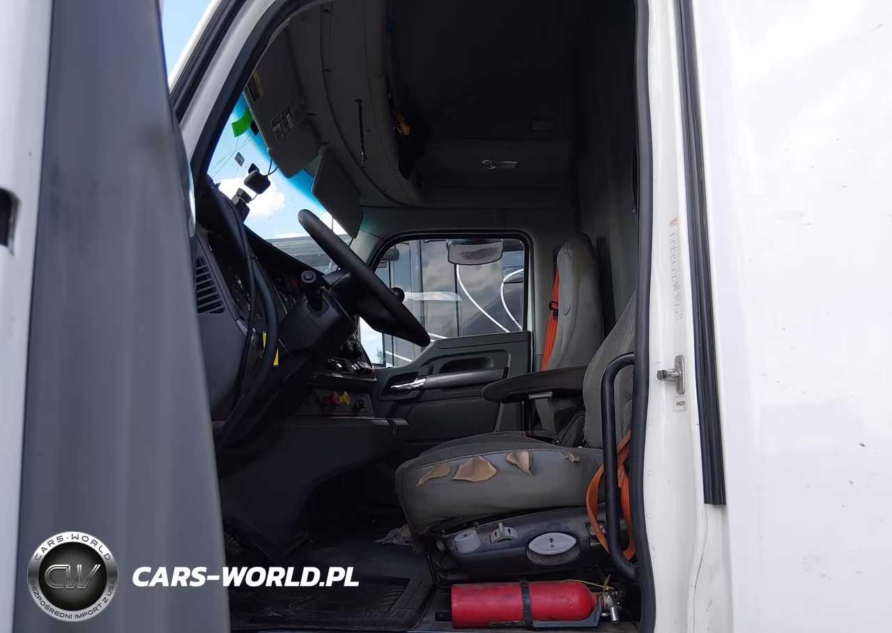 2019 Kenworth T680 VIN:1XKYD49X0KJ312240 - 7