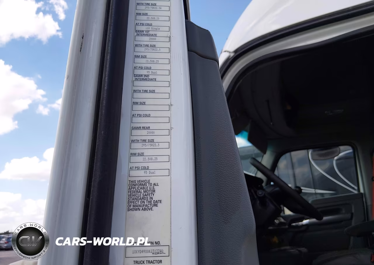 2019 Kenworth T680 VIN:1XKYD49X0KJ312240 - 8