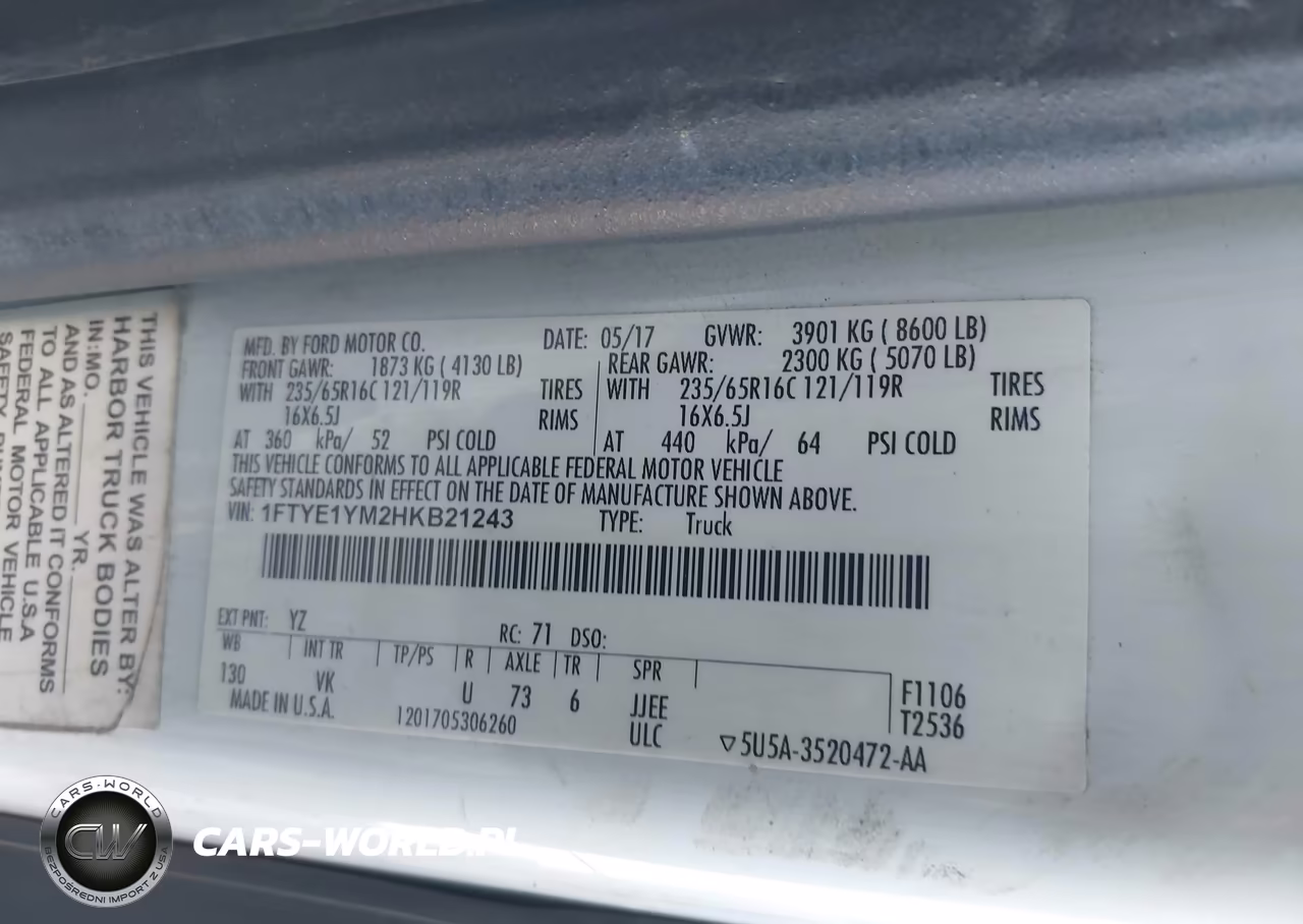 2017 Ford Transit-150 VIN:1FTYE1YM2HKB21243 - 9