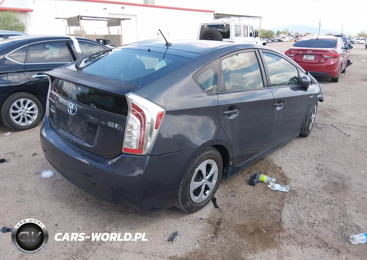 2012 Toyota Prius Two VIN:JTDKN3DU9C1527056 - 4
