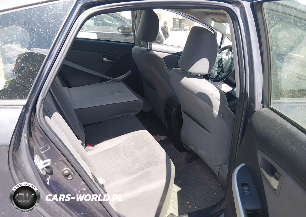 2012 Toyota Prius Two VIN:JTDKN3DU9C1527056 - 8