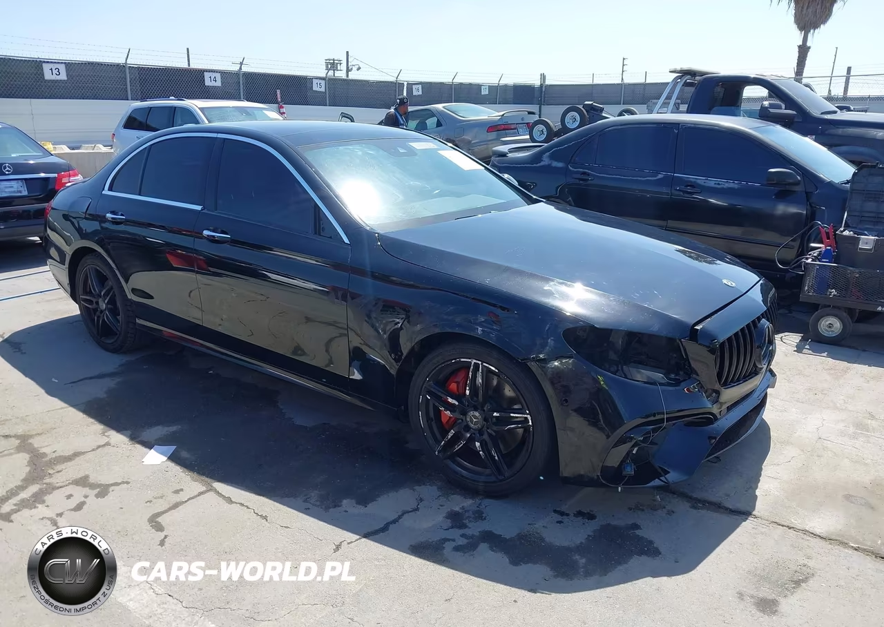 2017 Mercedes-Benz E 300