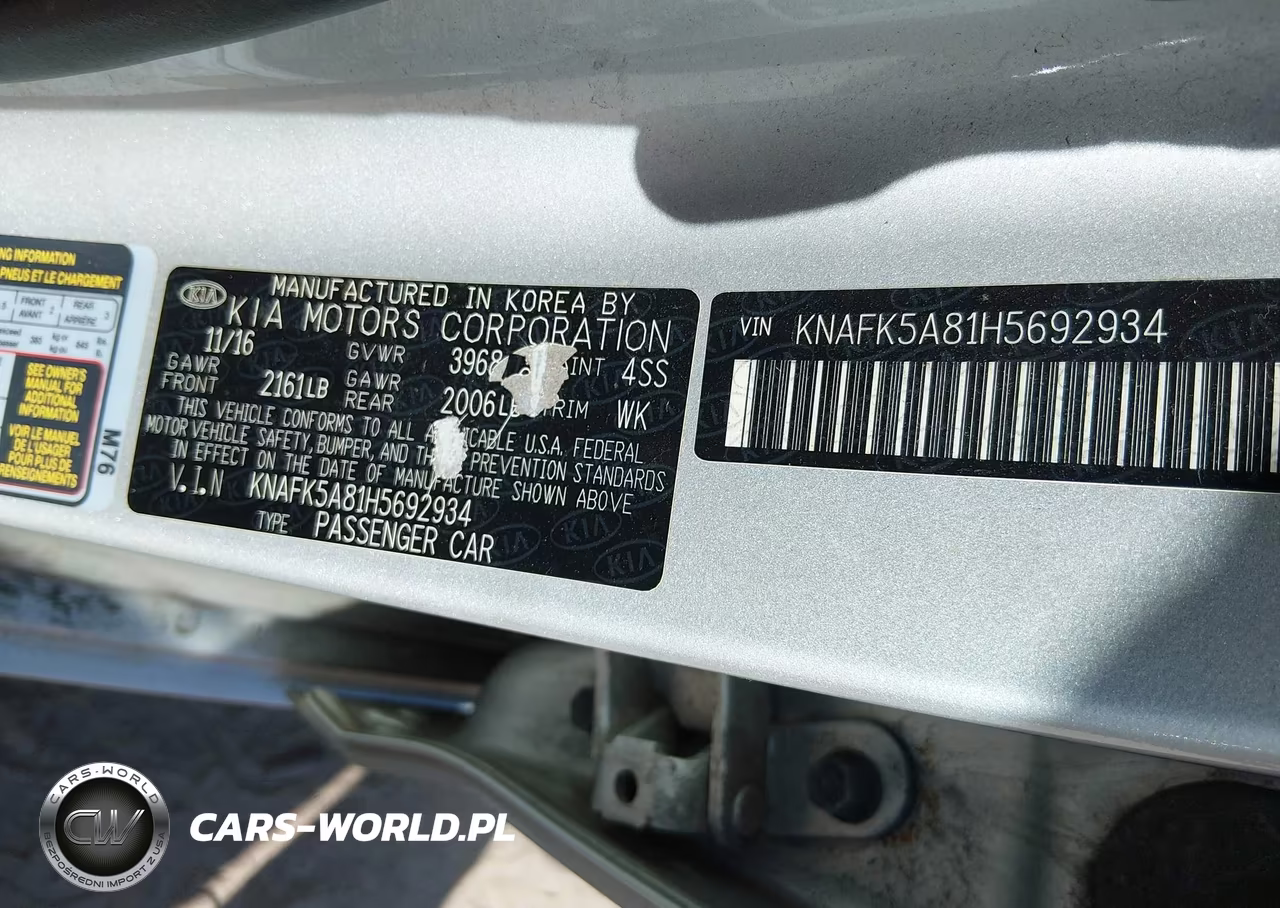 2017 Kia Forte Lx VIN:KNAFK5A81H5692934 - 9
