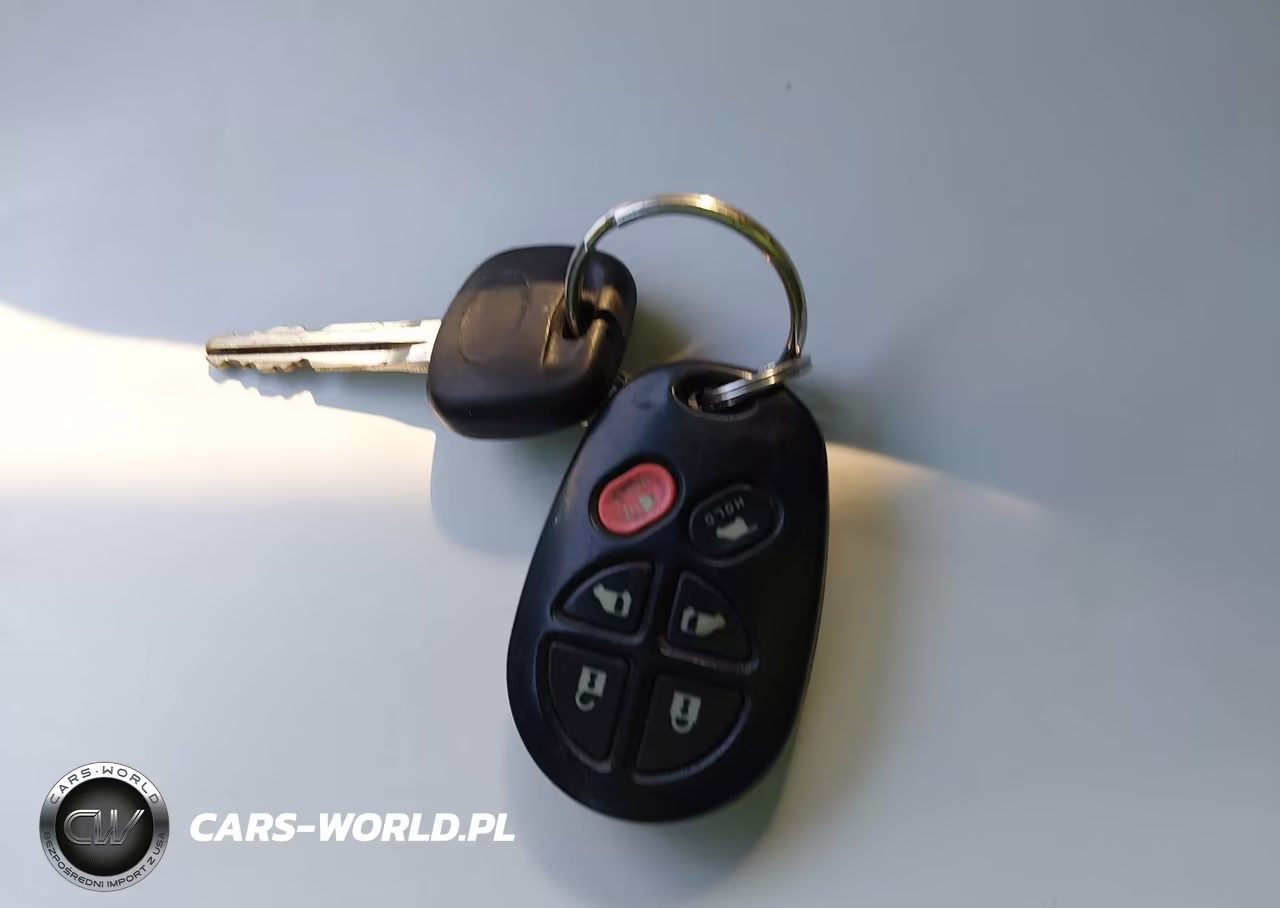 2008 Toyota Sienna Xle VIN:5TDBK22C28S010589 - 11