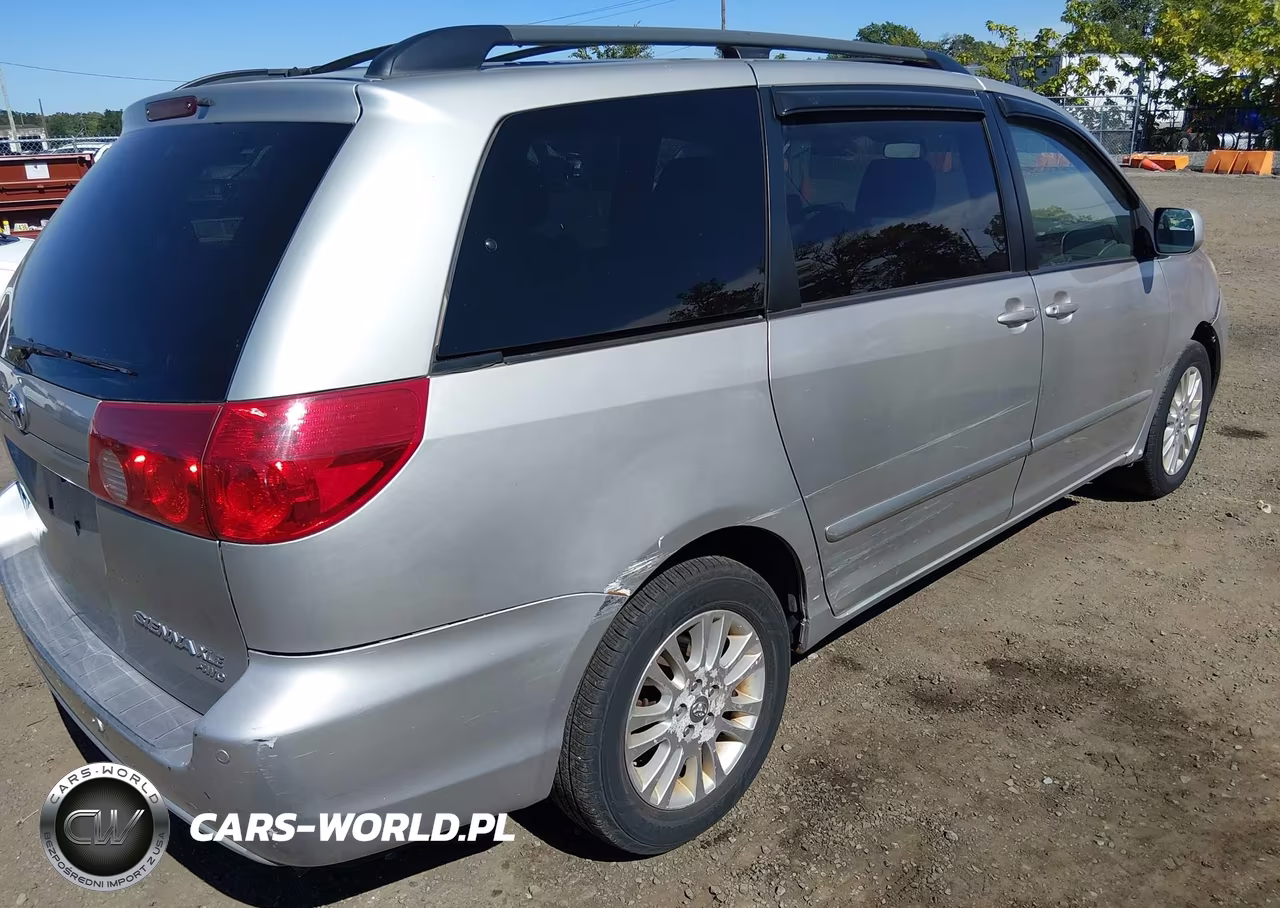 2008 Toyota Sienna Xle VIN:5TDBK22C28S010589 - 4