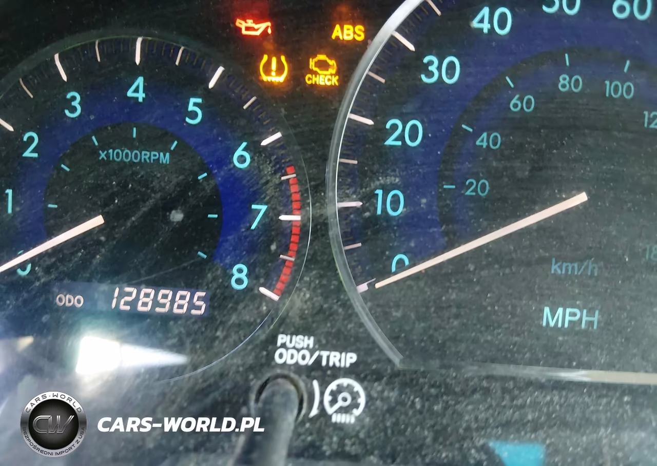 2008 Toyota Sienna Xle VIN:5TDBK22C28S010589 - 7