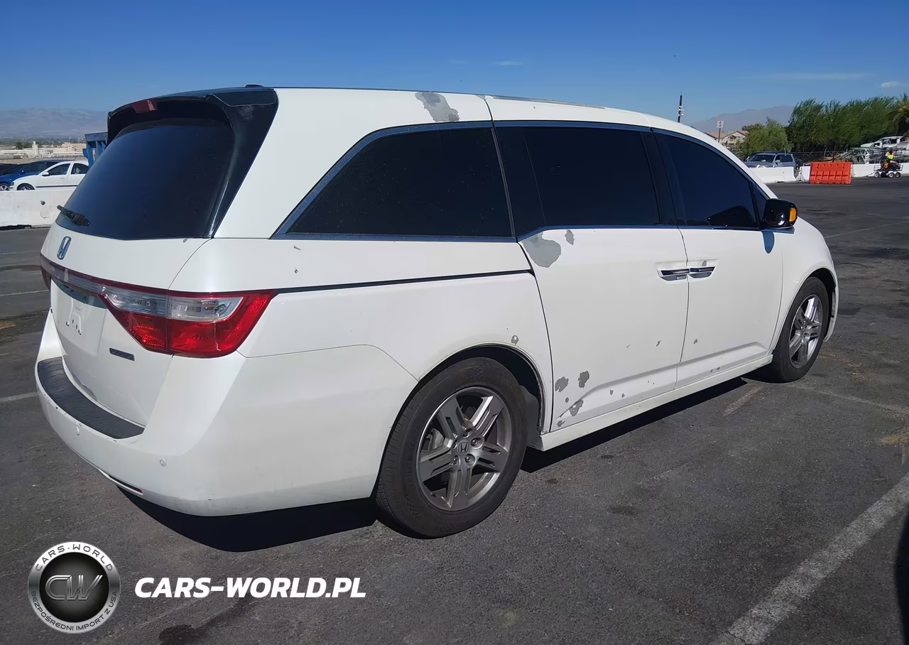 2012 Honda Odyssey Touring-Touring Elite VIN:5FNRL5H96CB041091 - 4