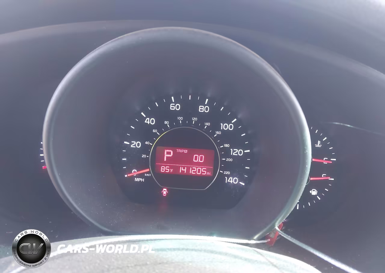 2015 Kia Soul VIN:KNDJN2A2XF7191895 - 7