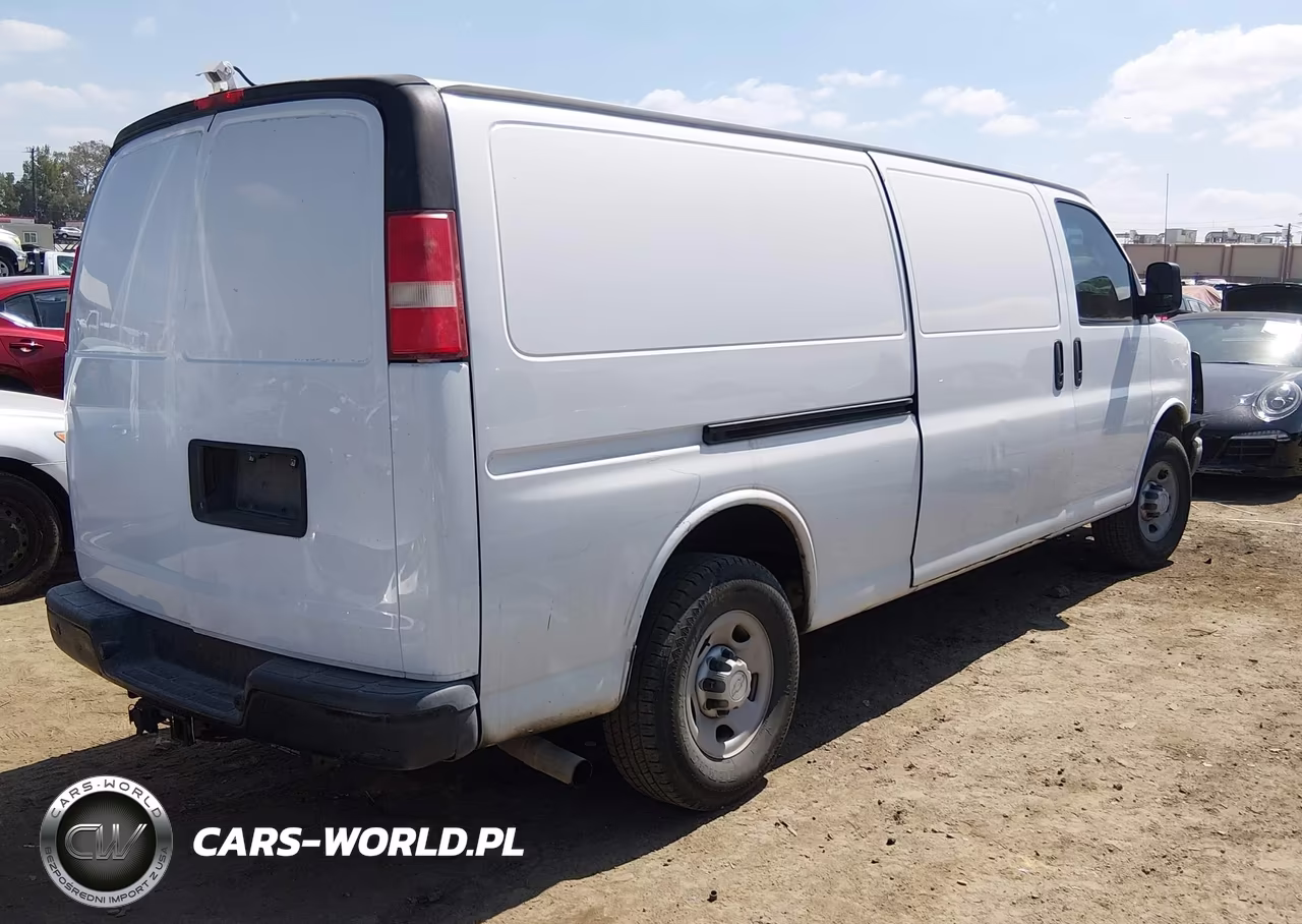 2017 Chevrolet Express 3500 Work Van VIN:1GCZGHFF5H1164122 - 4