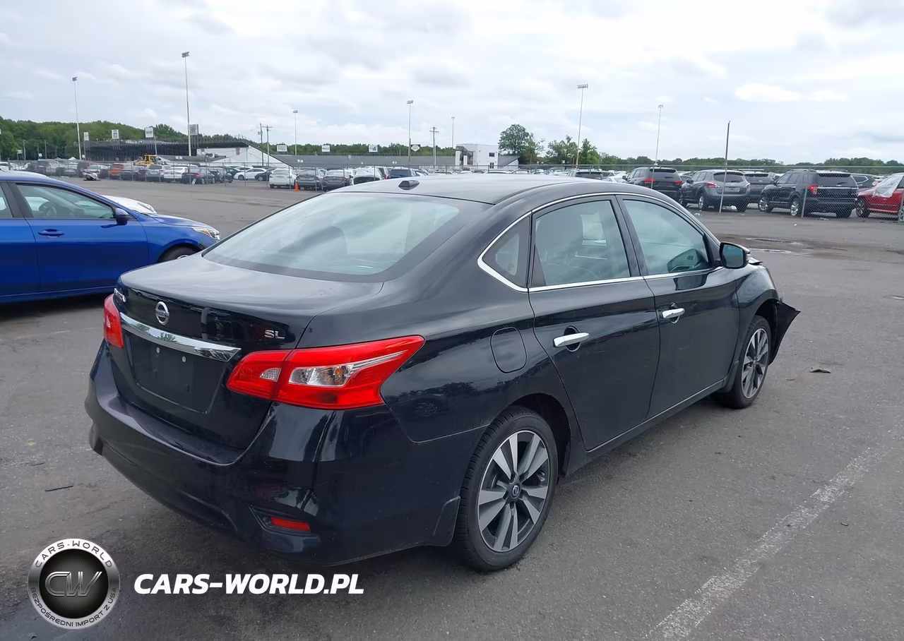 2018 Nissan Sentra Sl VIN:3N1AB7AP5JY319827 - 4