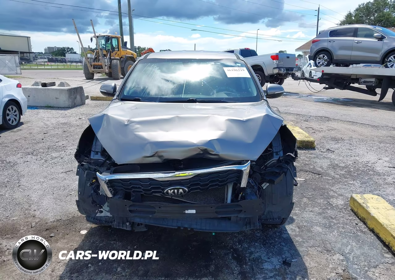 2019 Kia Sorento 2.4L L VIN:5XYPG4A31KG521610 - 13
