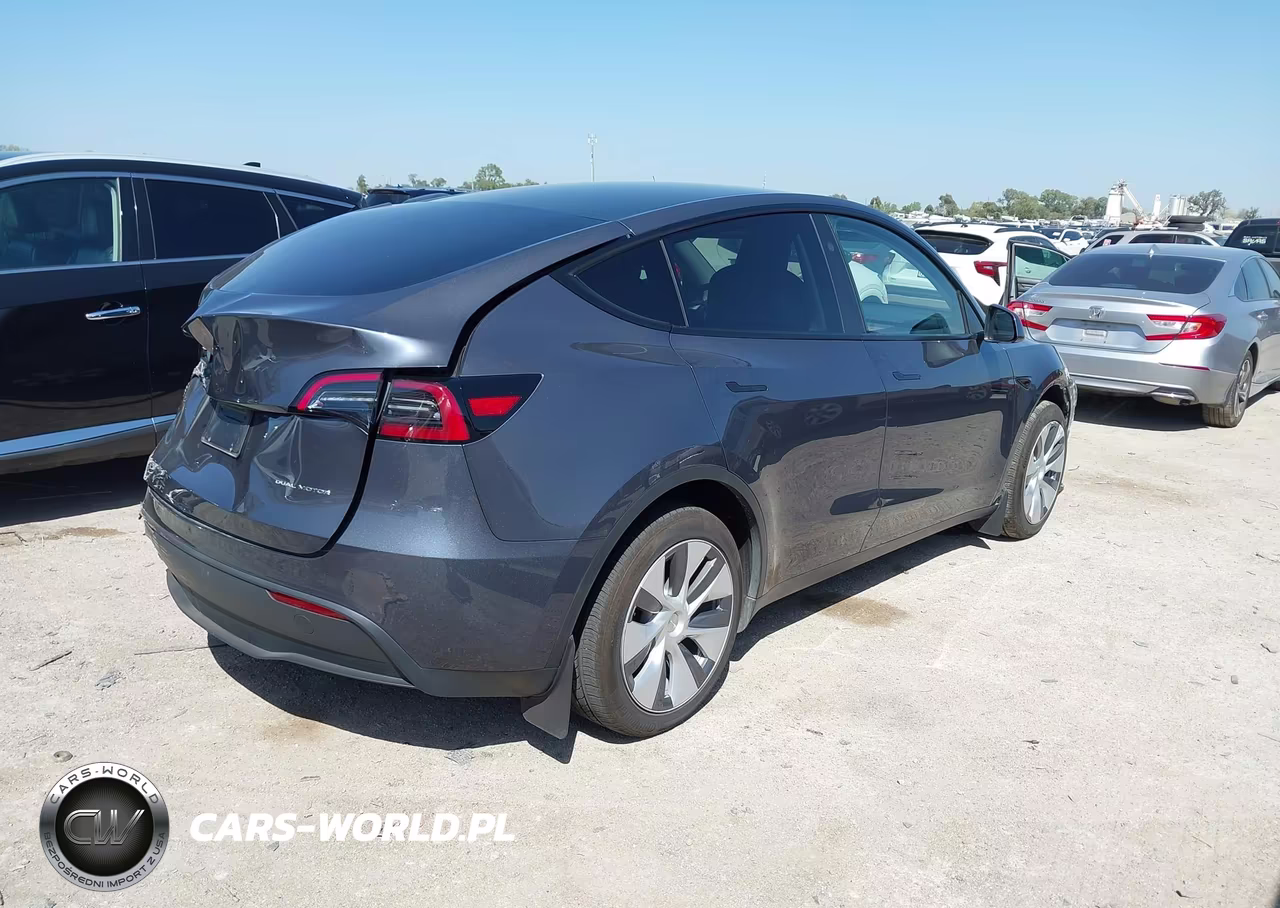 2023 Tesla Model Y Awd-Long Range Dual Motor All-Wheel Drive VIN:7SAYGDEE4PA150845 - 4