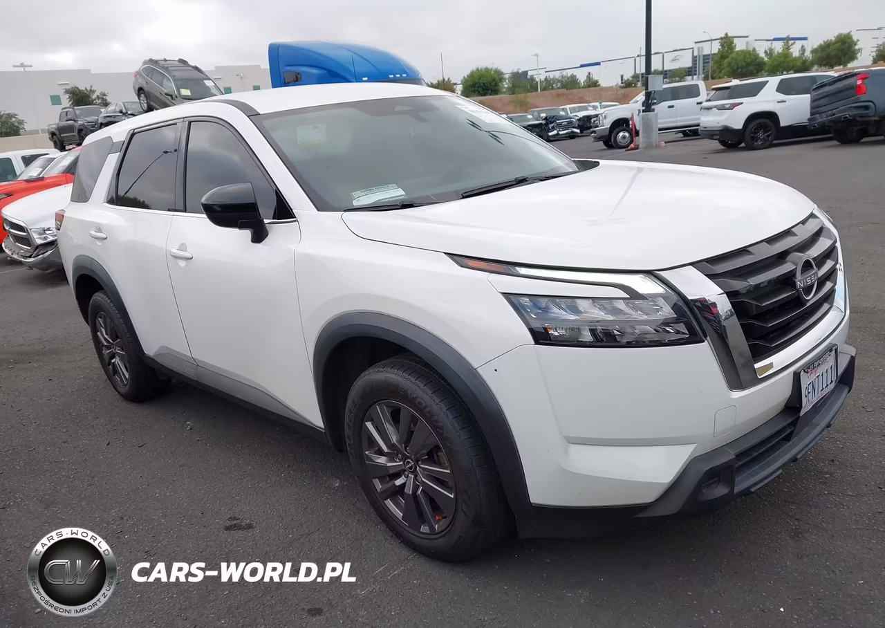 2023 Nissan Pathfinder S Fwd