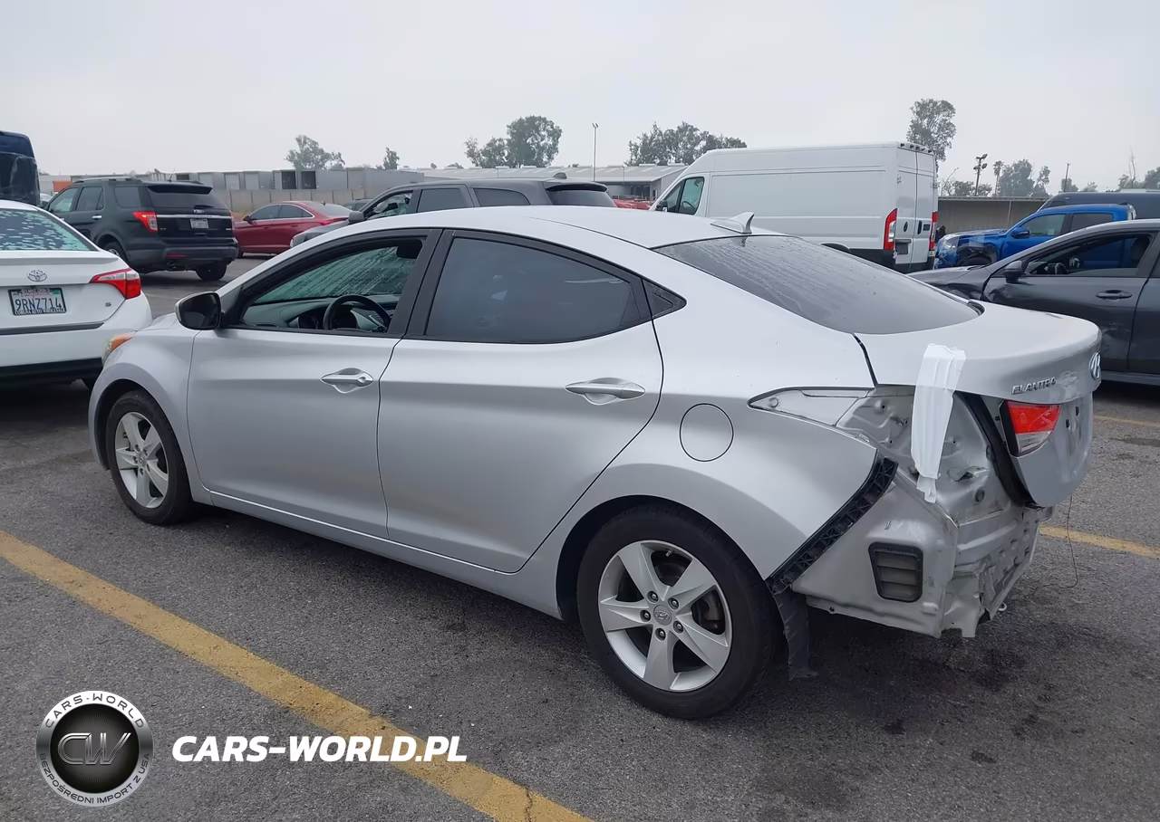 2013 Hyundai Elantra Gls VIN:KMHDH4AE9DU543028 - 3
