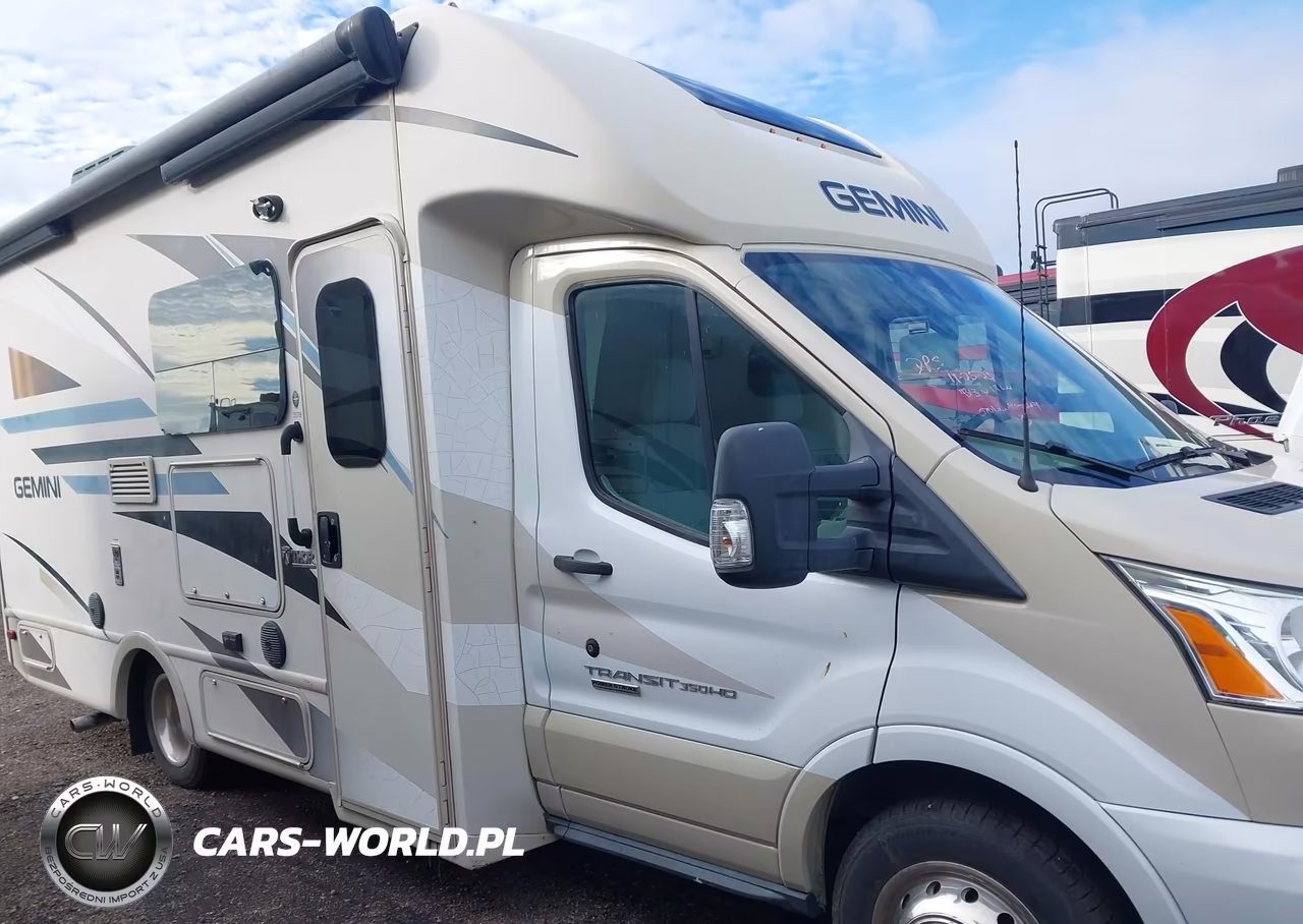 2017 Thor Motor Coach 23Tb VIN:1FDWS8PV6HKA06434 - 13
