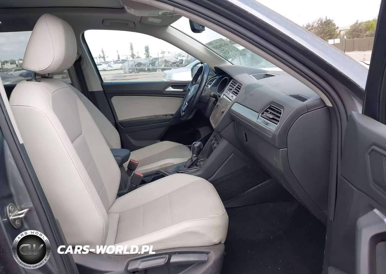 2019 Volkswagen Tiguan 2.0T Se-2.0T Sel-2.0T Sel R-Line-2.0T Sel R-Line Black VIN:3VV3B7AX6KM139904 - 5