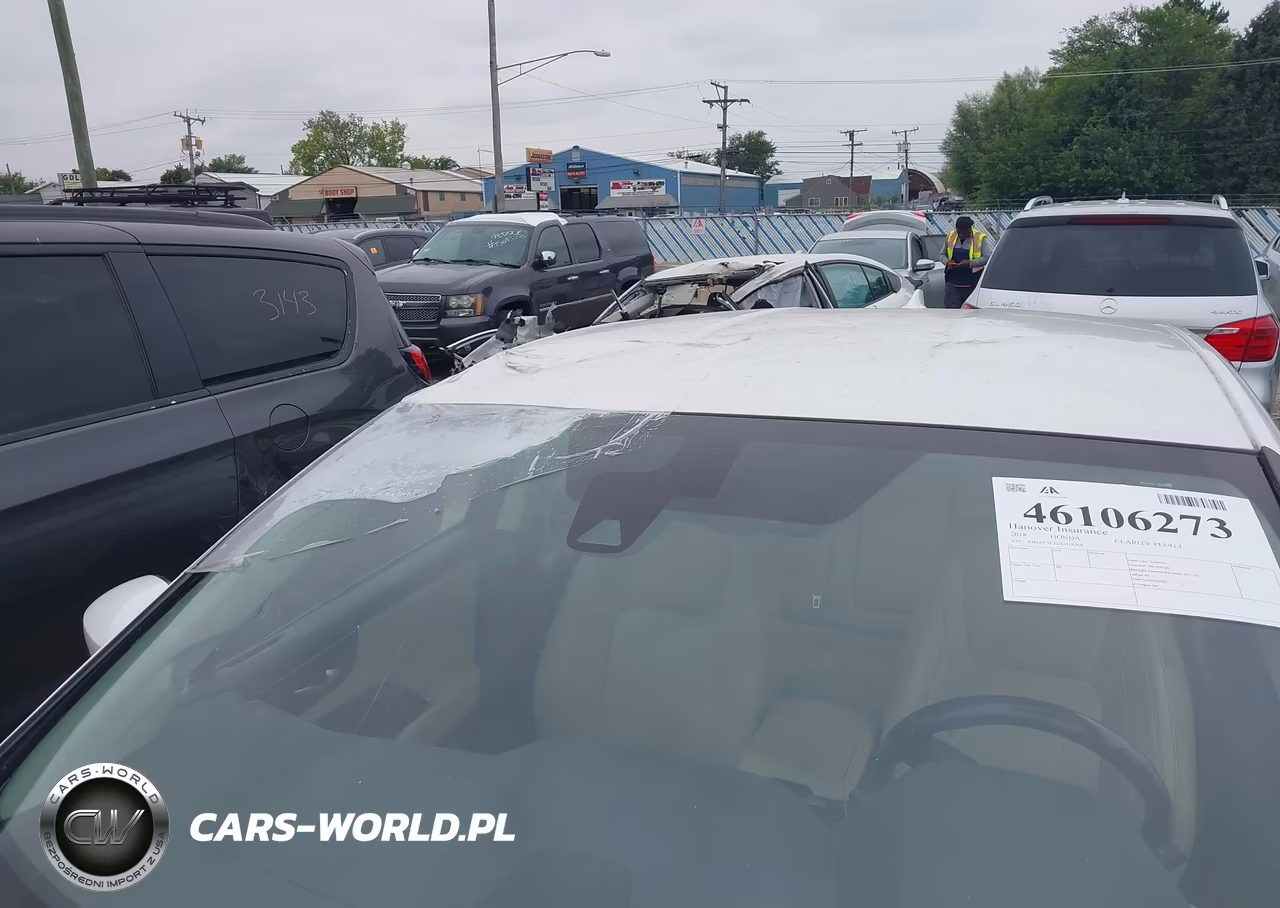 2018 Honda Clarity Plug-In Hybrid Touring VIN:JHMZC5F32JC019368 - 6