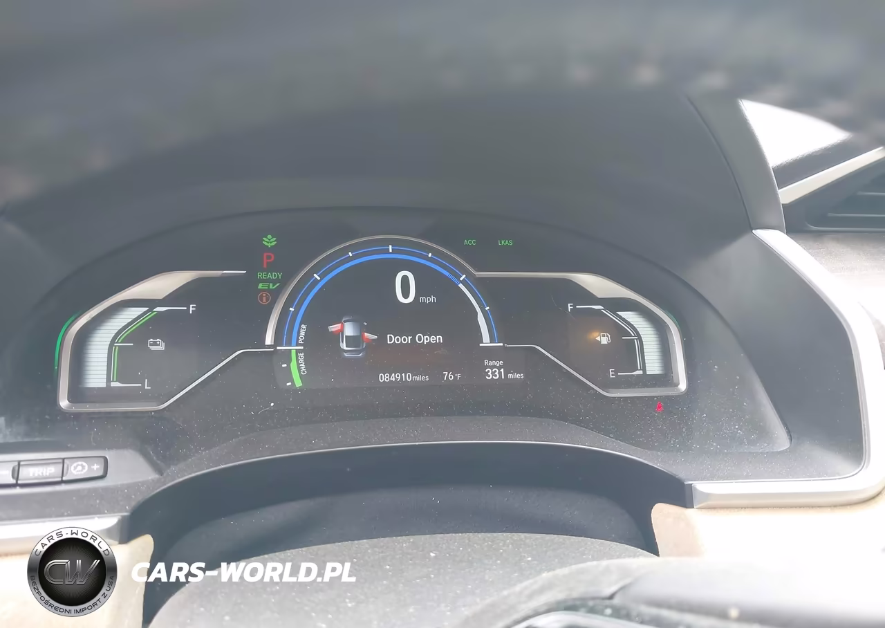 2018 Honda Clarity Plug-In Hybrid Touring VIN:JHMZC5F32JC019368 - 7