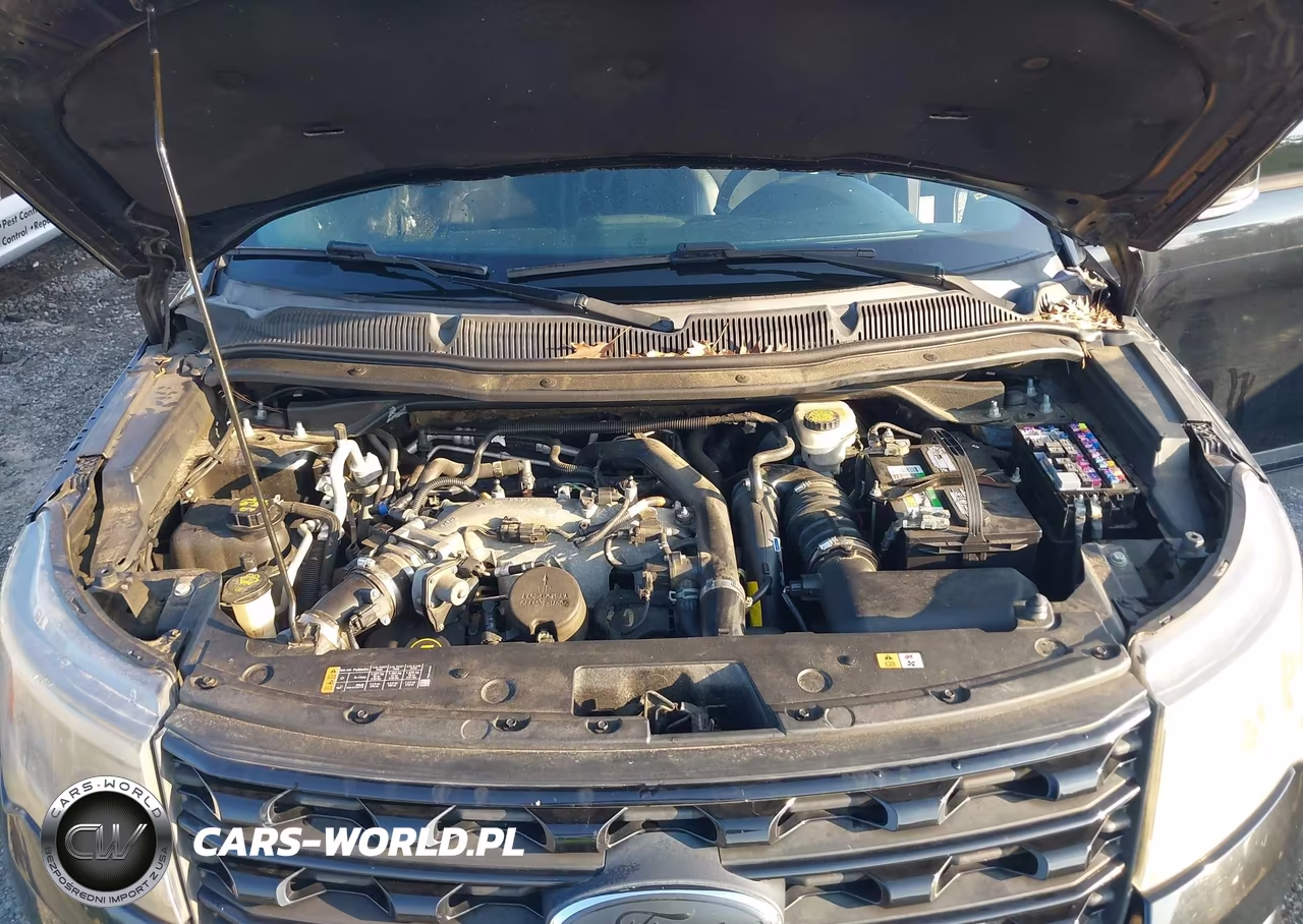 2017 Ford Explorer Sport VIN:1FM5K8GT5HGE31513 - 10