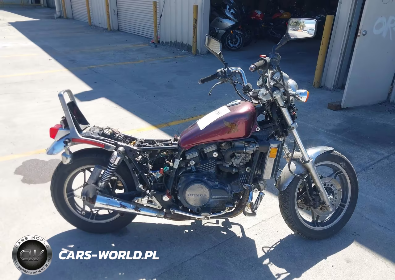 1982 Honda Vf750 C VIN:JH2RC0710CM024932 - 11