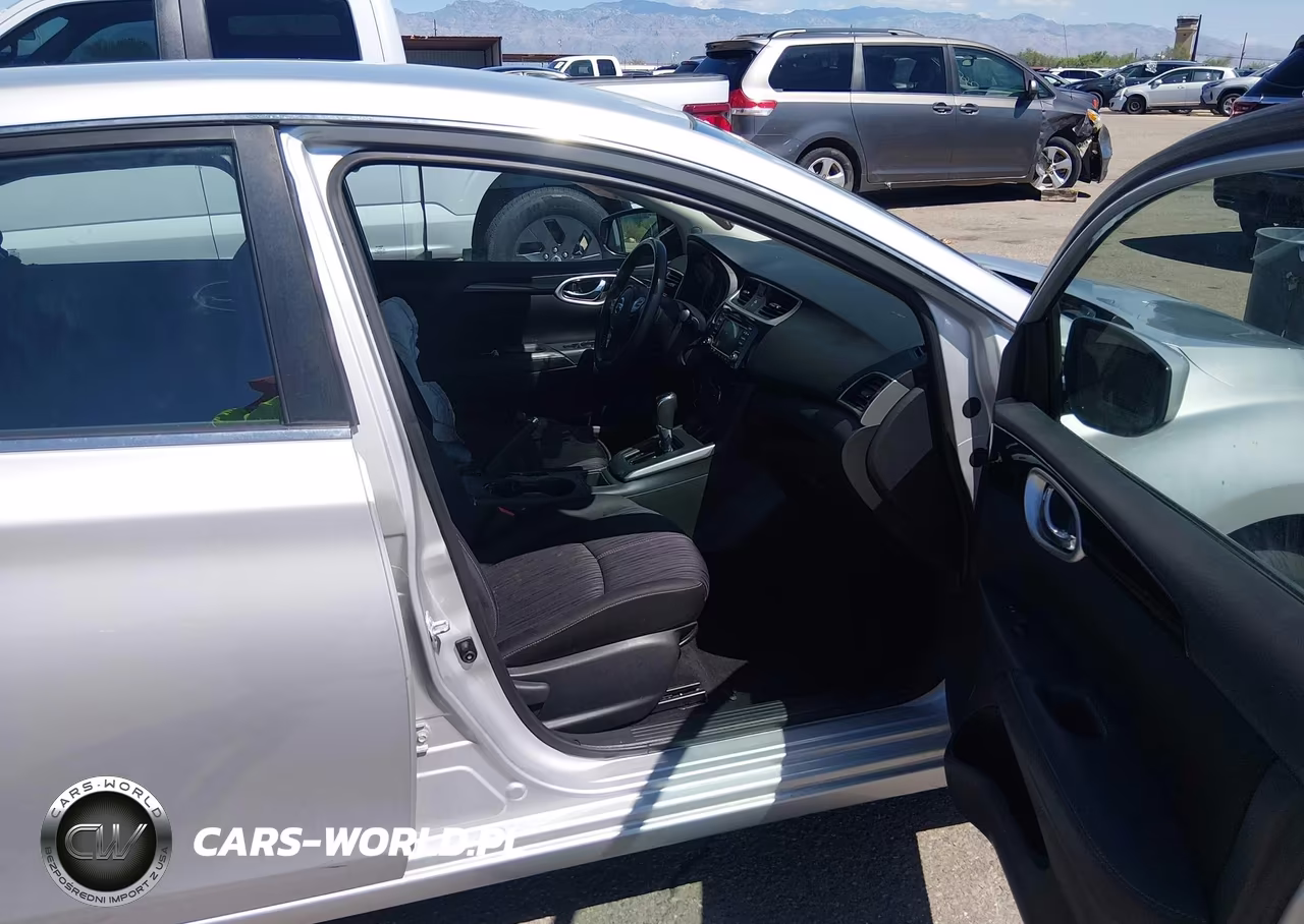 2018 Nissan Sentra Sv VIN:3N1AB7AP3JL624322 - 5