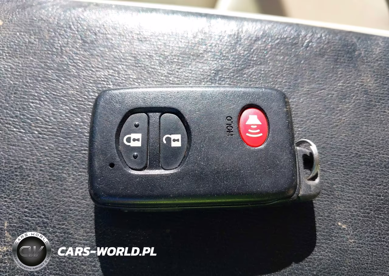 2015 Toyota Prius V Four VIN:JTDZN3EU0FJ039891 - 11