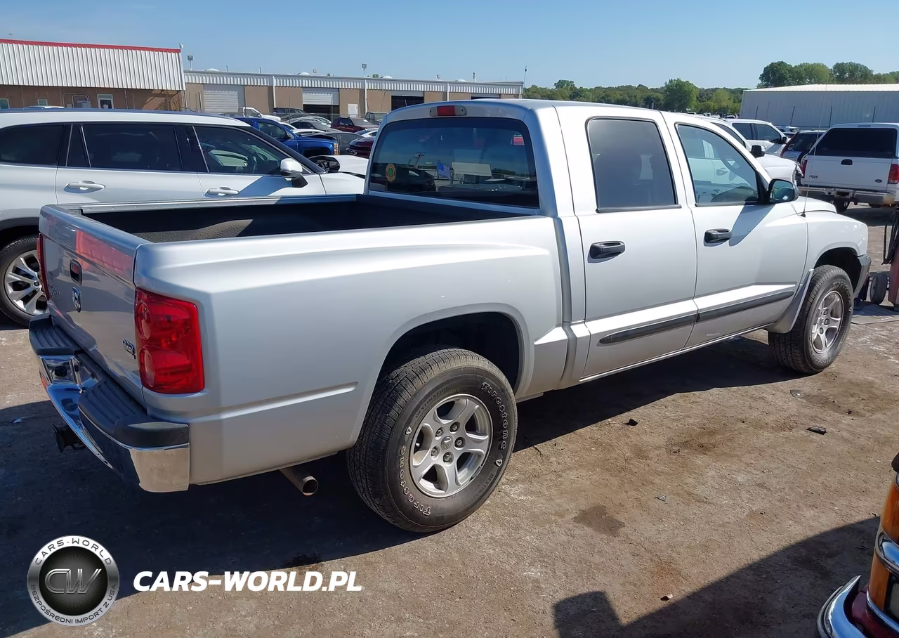2005 Dodge Dakota Slt VIN:1D7HE48N65S213029 - 4