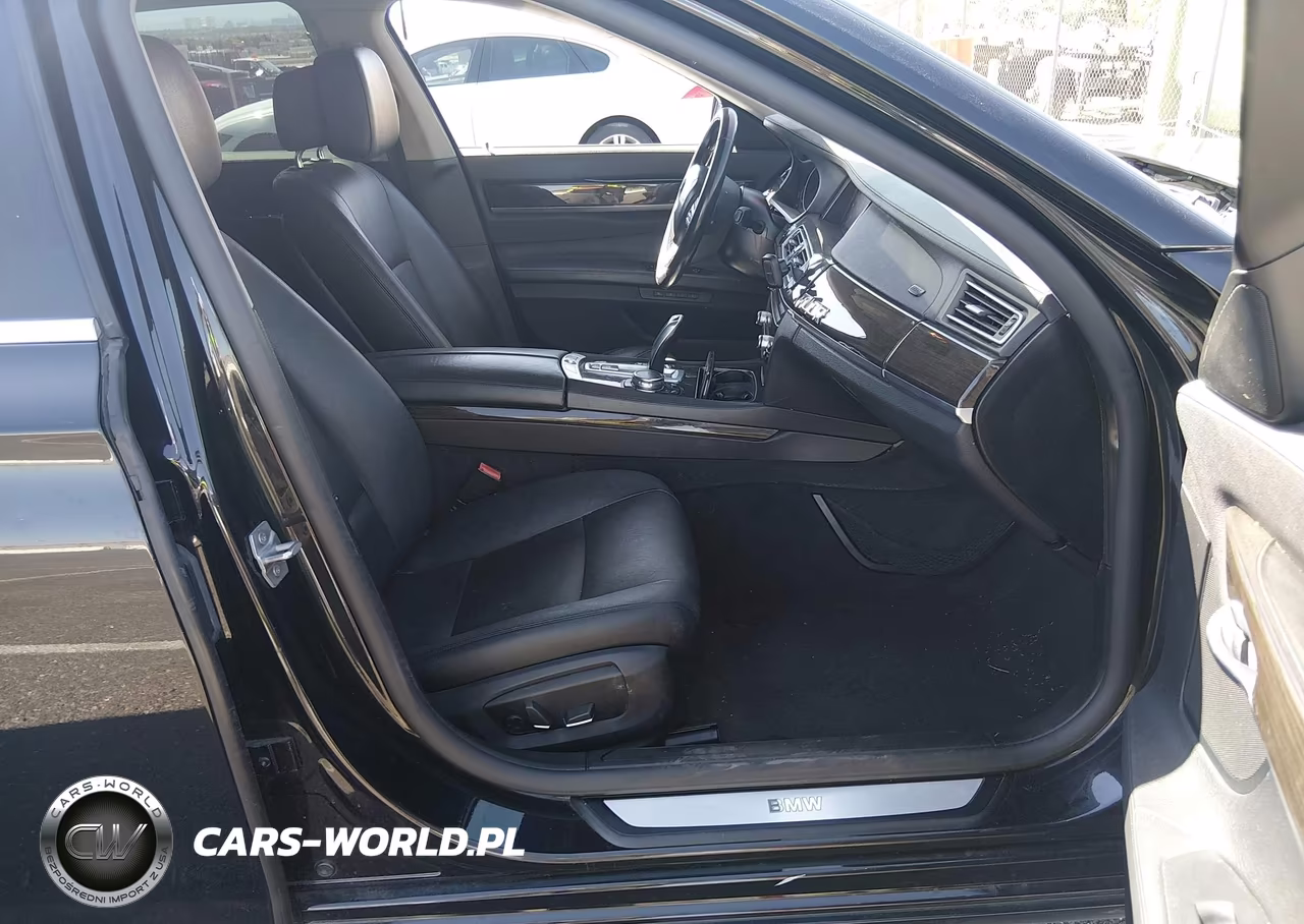 2015 BMW 740Li VIN:WBAYE4C5XFD139019 - 5