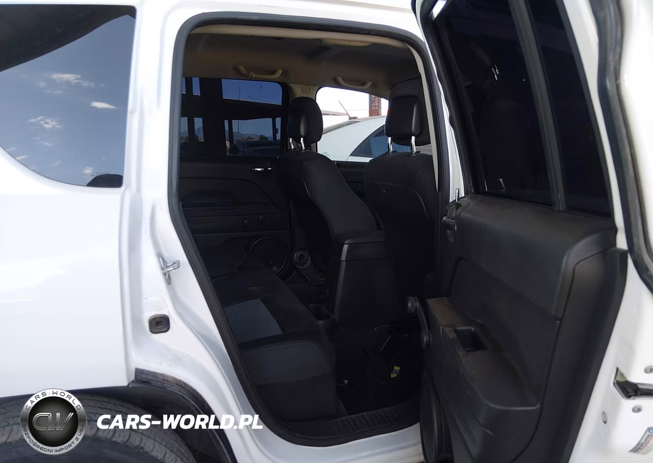 2014 Jeep Compass Sport VIN:1C4NJCBA9ED552851 - 8